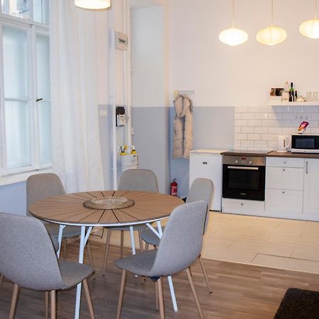 Klau33 Apartment In Party District Budapest Exteriör bild