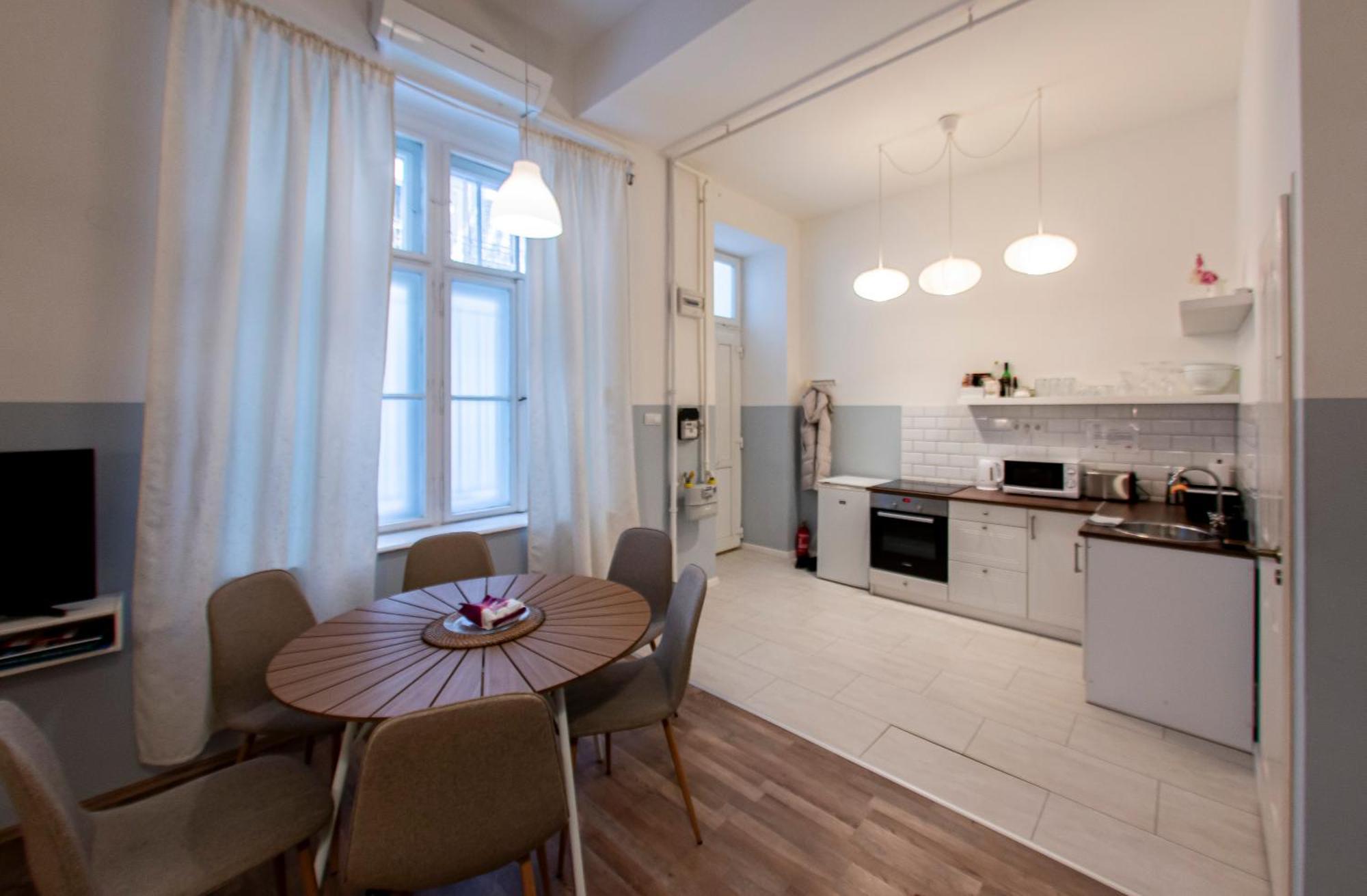 Klau33 Apartment In Party District Budapest Exteriör bild